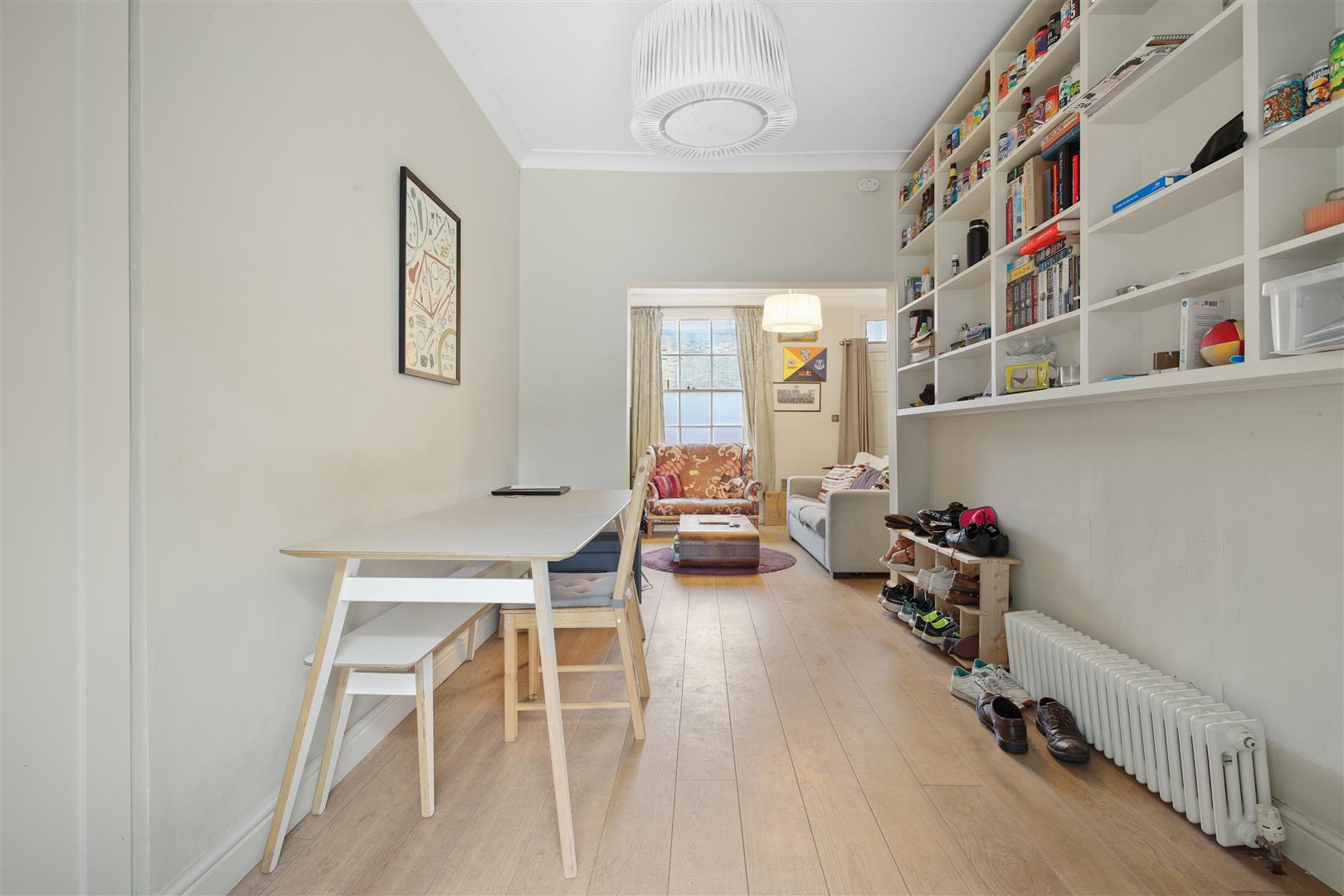 3 bed property in White Horse Road, Stepney Green